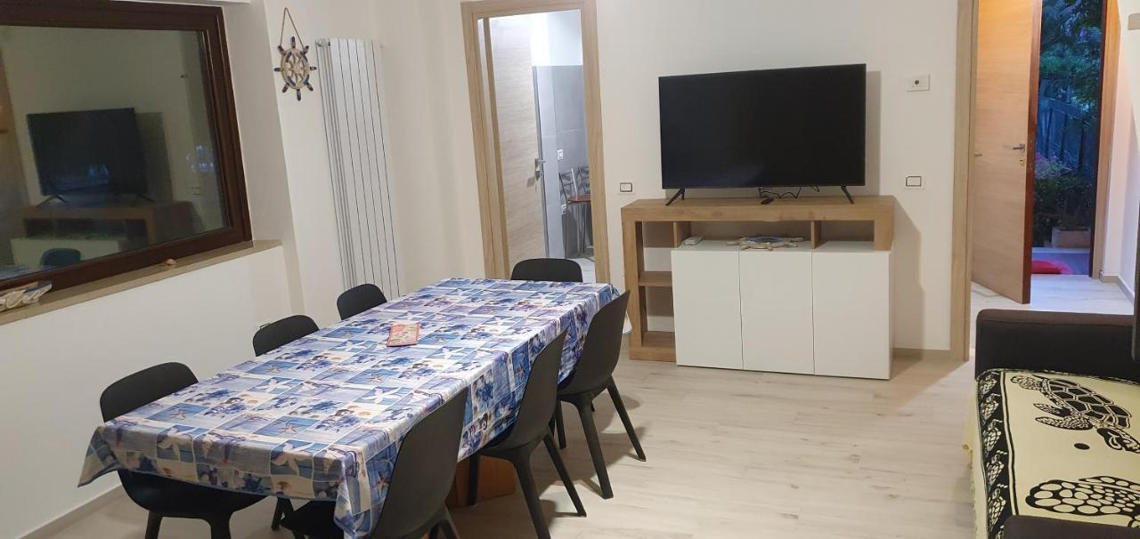 La Casa Di Mare Villa Silvi Marina Buitenkant foto